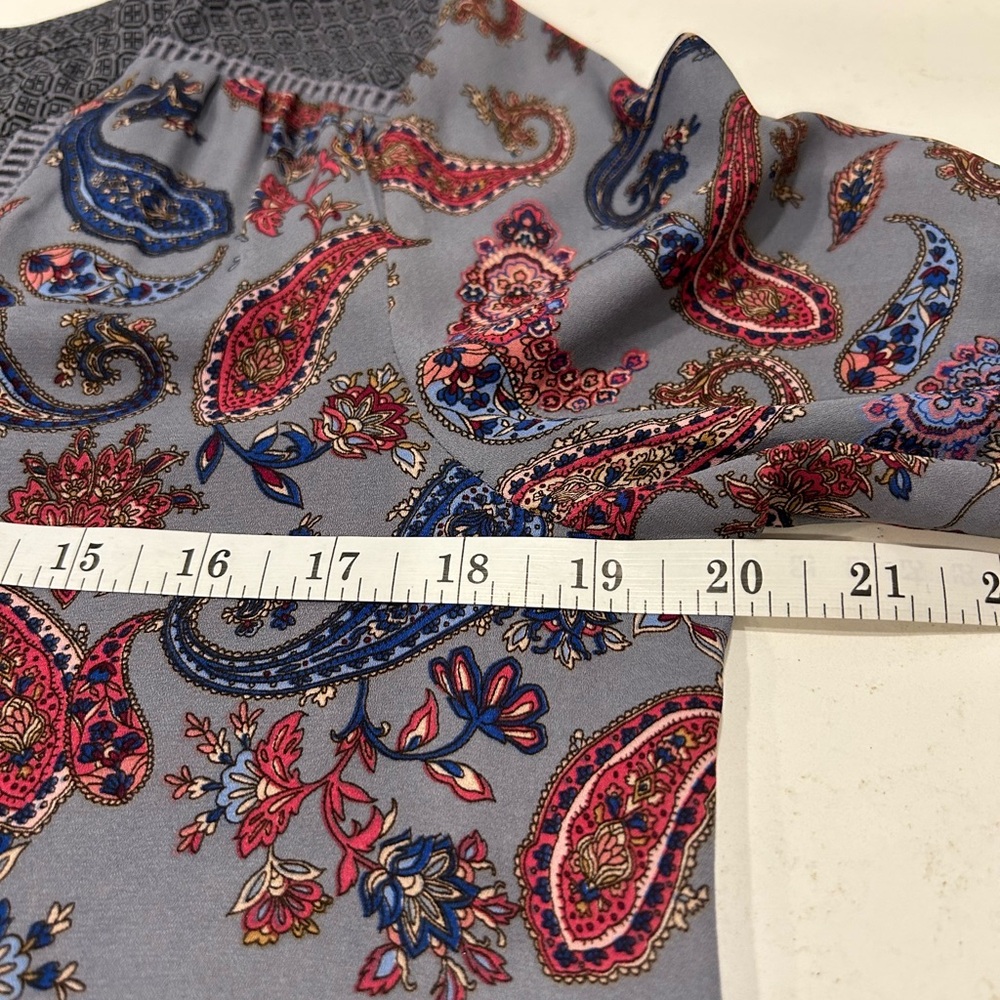 DR2 Multicolor Paisley Blouse - Picture 4 of 6